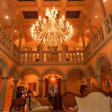 Villa Bertagni Кастельнуово-ді-Гарфаньяна Екстер'єр фото