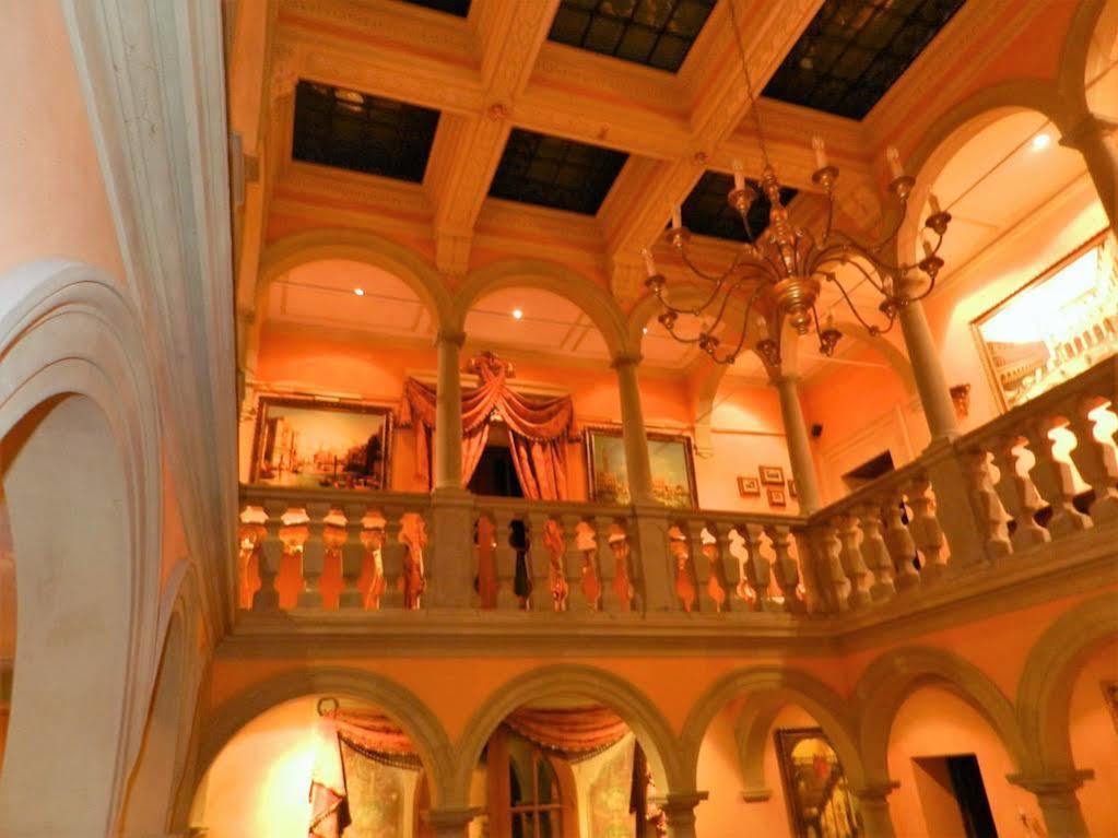 Villa Bertagni Кастельнуово-ді-Гарфаньяна Екстер'єр фото