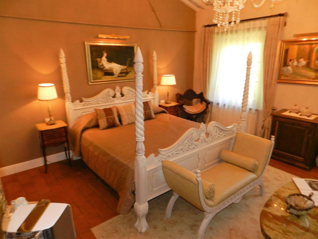 Villa Bertagni Кастельнуово-ді-Гарфаньяна Екстер'єр фото
